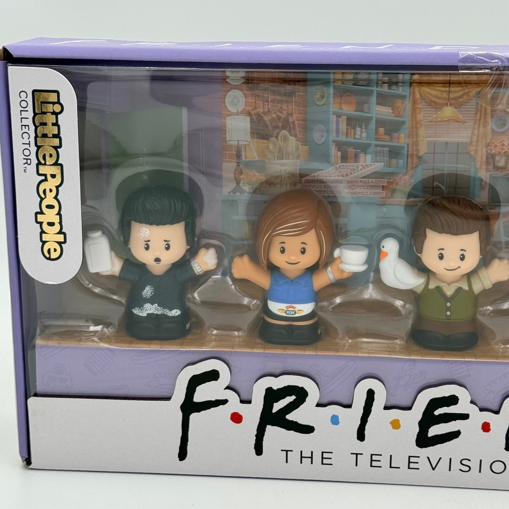 Fisher-Price Little People Collector Friends The Television Series Set HPH05 NEW - Picture 4 of 6